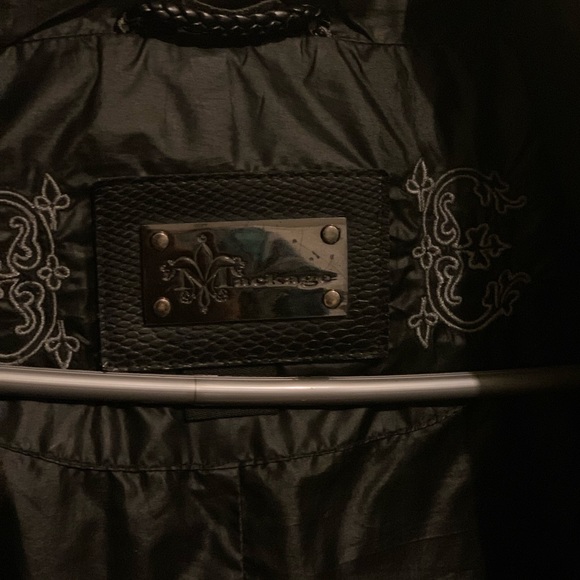 Winter coat - Picture 3 of 3